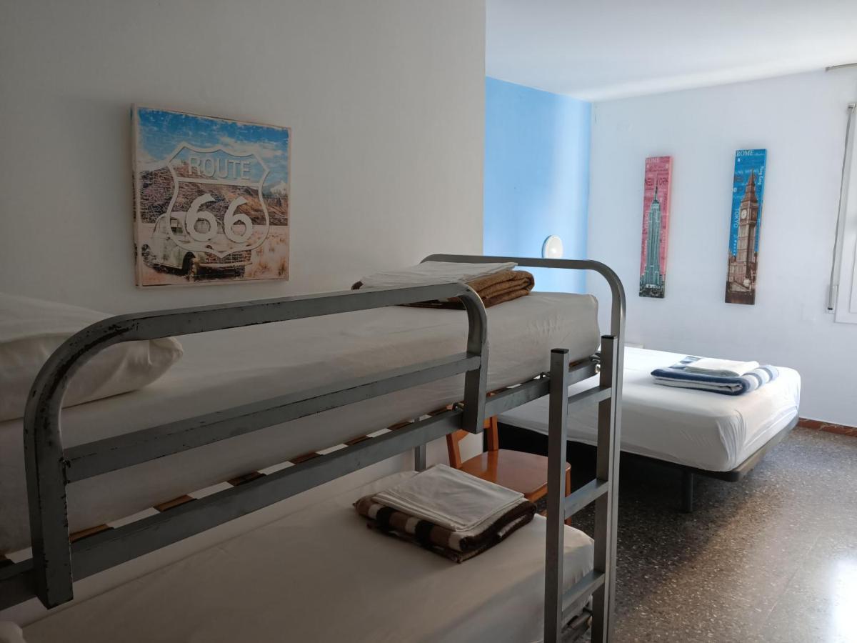 Piso Jover Alojamiento Para Mayores De 25 Anos !! Лорет де Мар Екстериор снимка